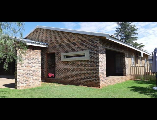 3 BEDROOM HOUSE FOR SALE IN MEYERTON CENTRAL